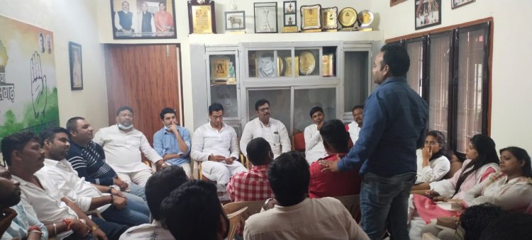 भूपेश के राजीव युवा मितान क्लब को राज्य में हर बूथ तक पहुचाने युवा विधायक देवेंद्र यादव ने उठाया बीड़ा